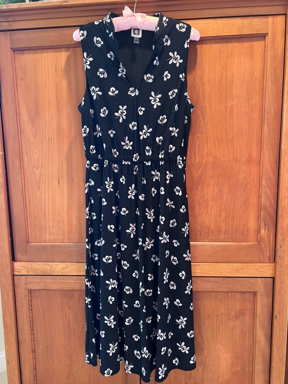 Anne Klein Black Sleeveless Midi Dress with White Floral Print